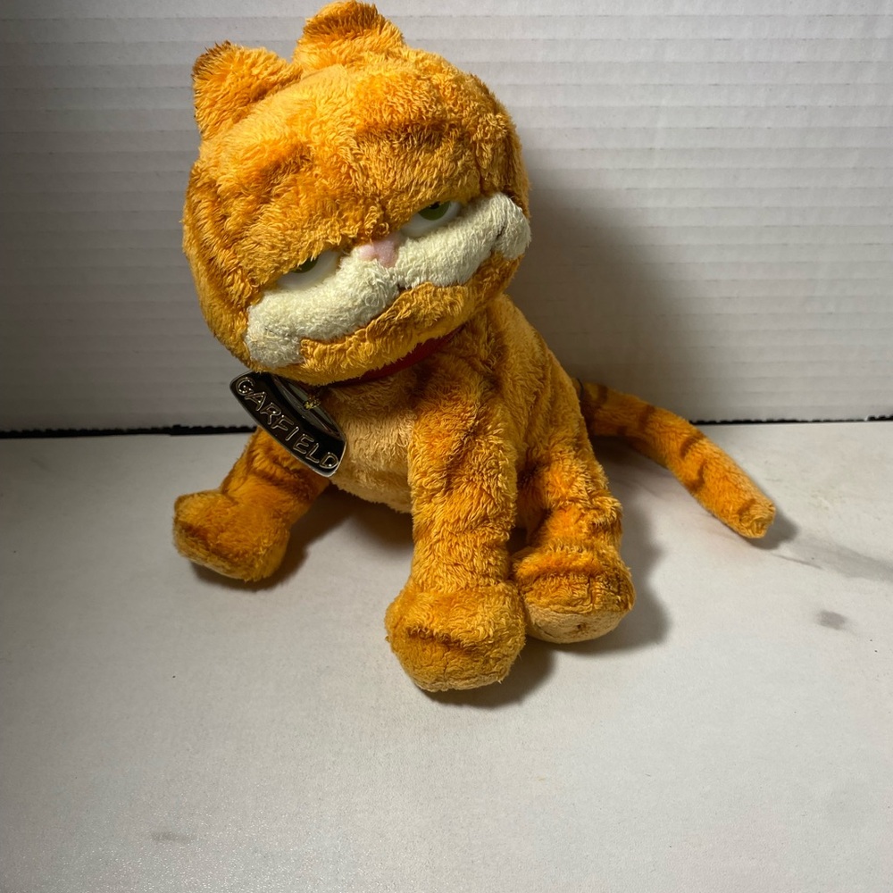 Garfield Orange Stuffed Animal Plush Toy